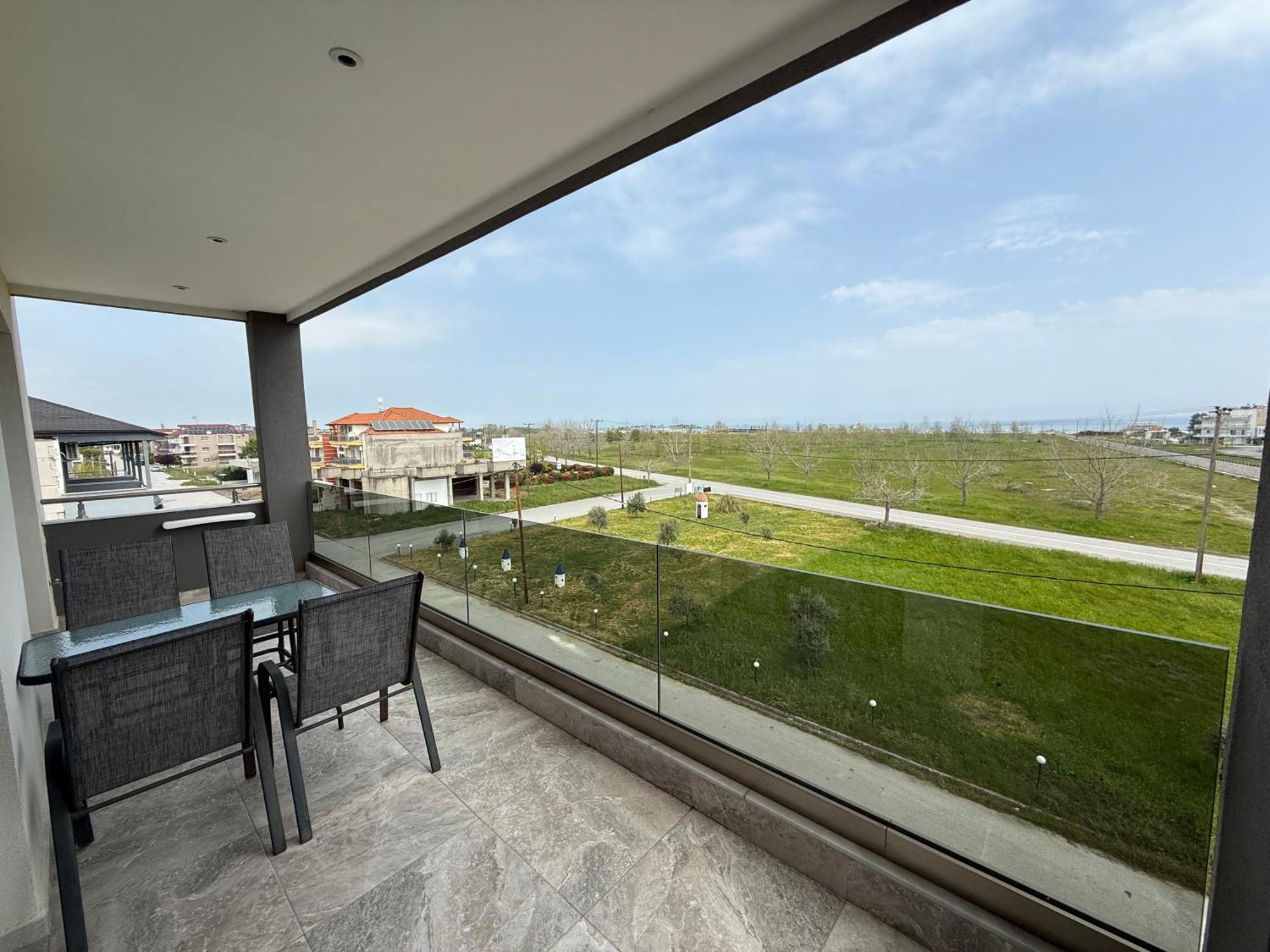 Peloton Inn Paralia Katerinis Ngoại thất bức ảnh