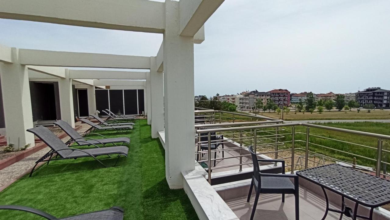 Peloton Inn Paralia Katerinis Ngoại thất bức ảnh